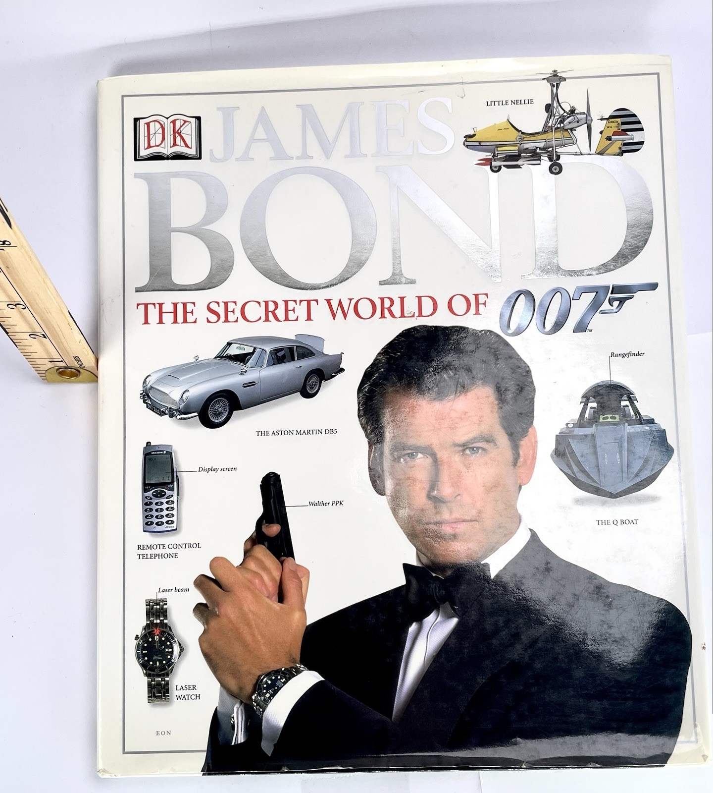 James Bond 007 Photobook 2000 DK 144 pages Greatcondition Printed In Spain