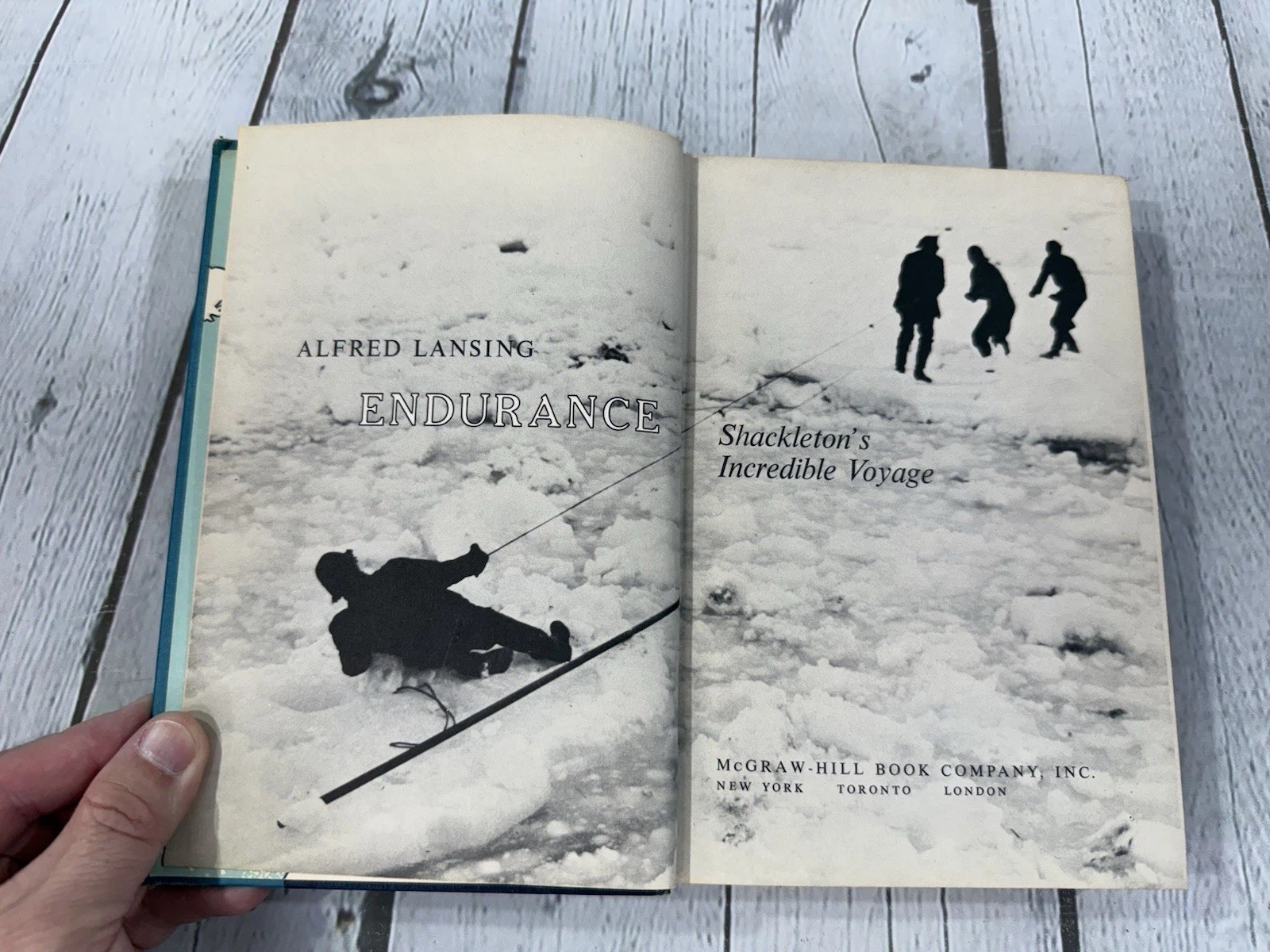 “Endurance” Shackleton’s Incredible Voyage, Alfred Lansing HC 1st Edition 1959