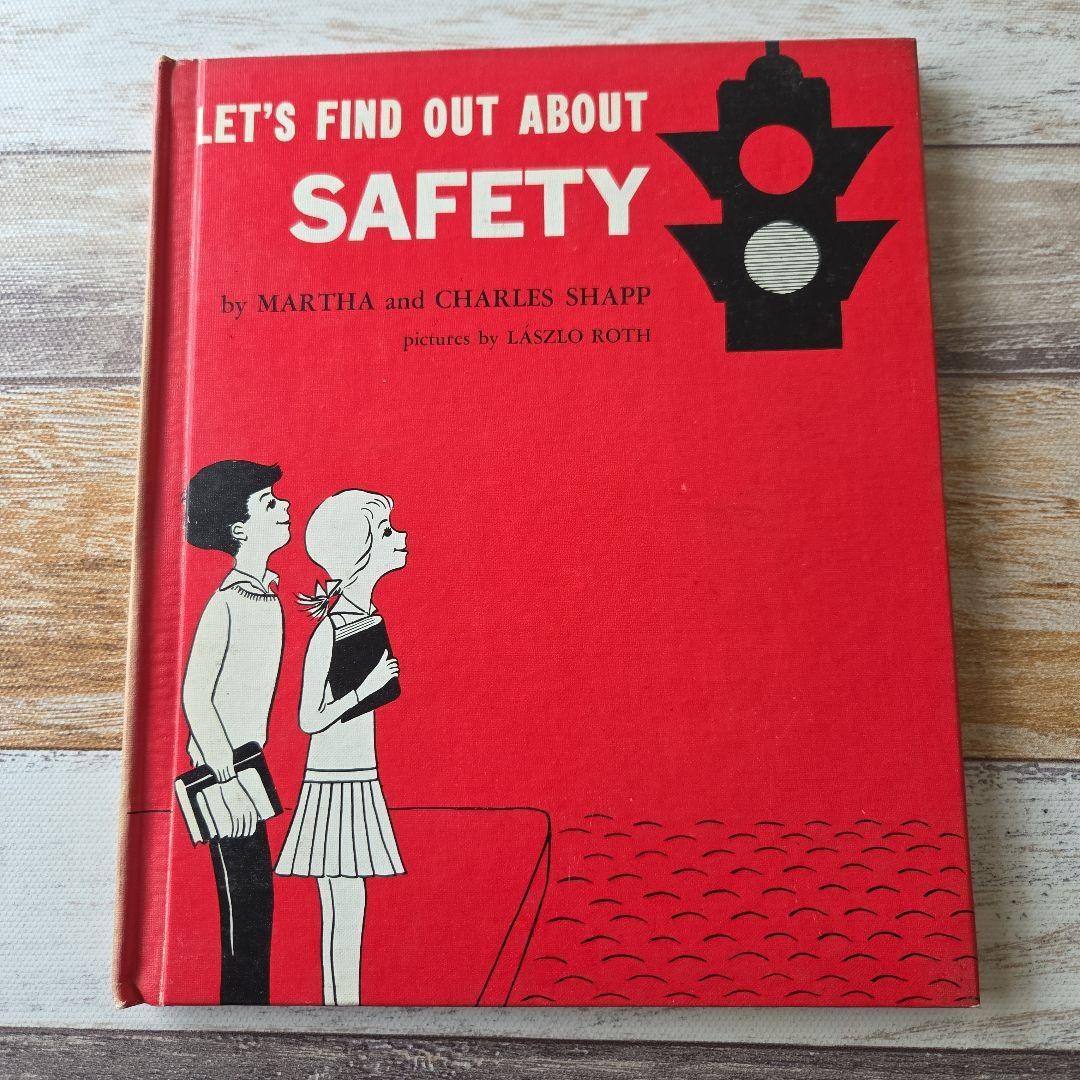 Foreign Picture Book Let’s Find Out About Safety with Red Record 7.3×8.7in