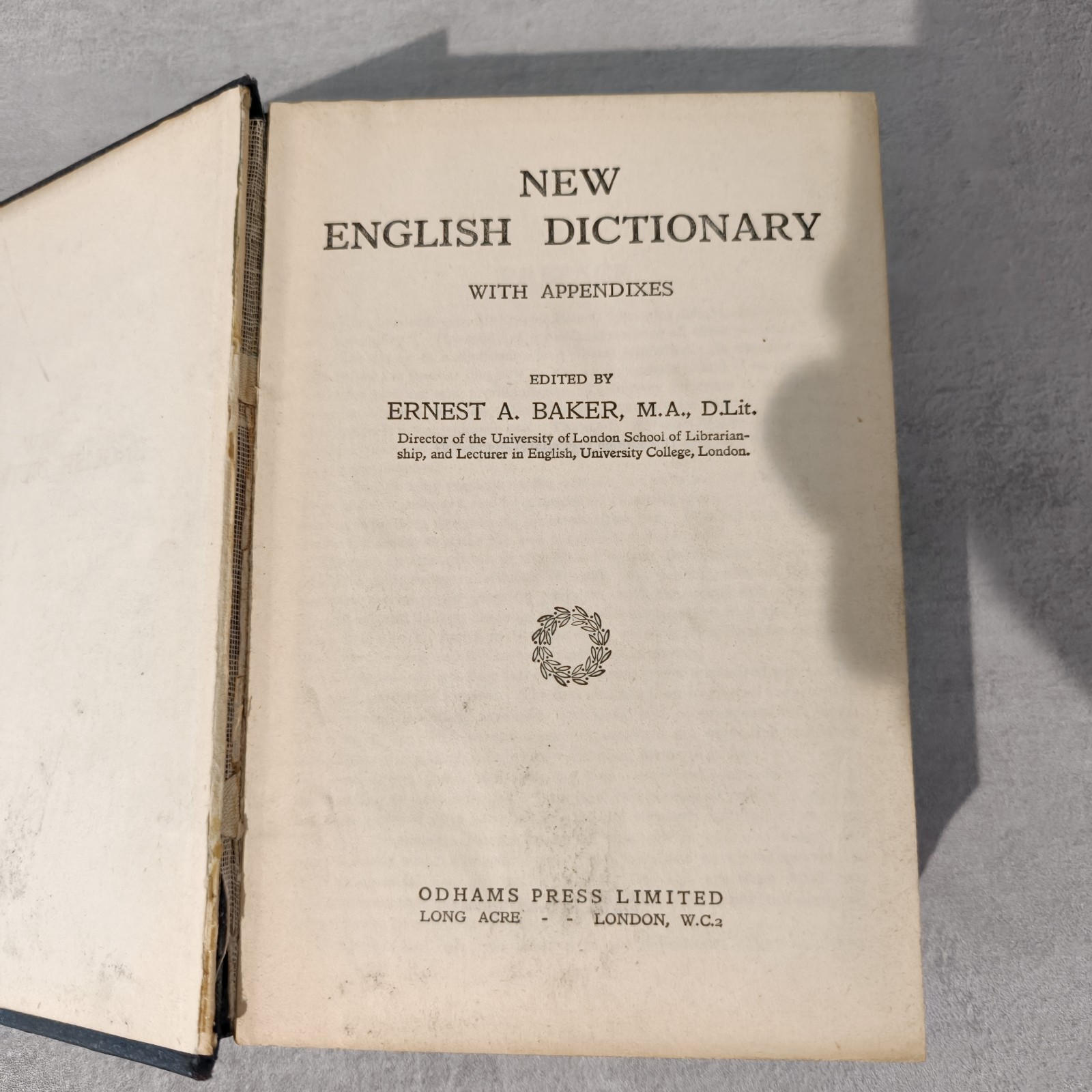 New English Dictionary , John Bull Edition 1932