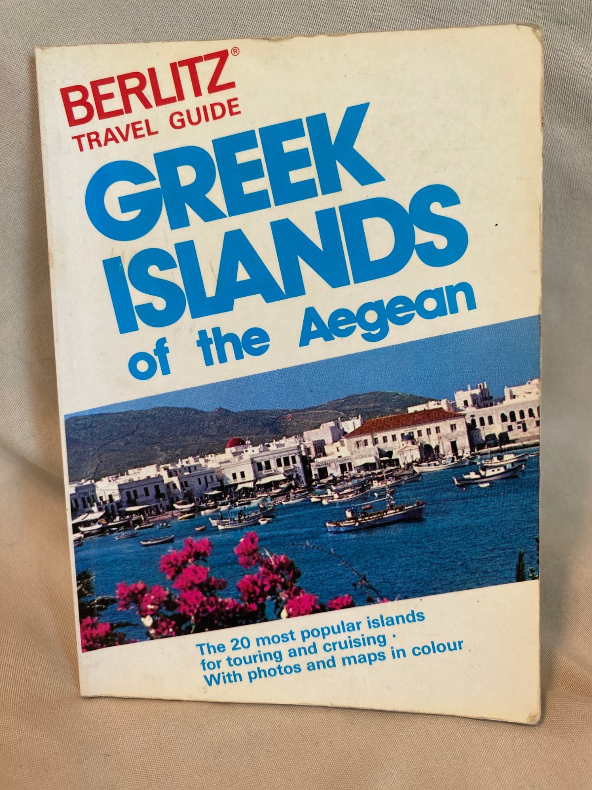 Berlitz Travel Guide Greek Islands & Aegean Paperback Book 128 Pages 1982