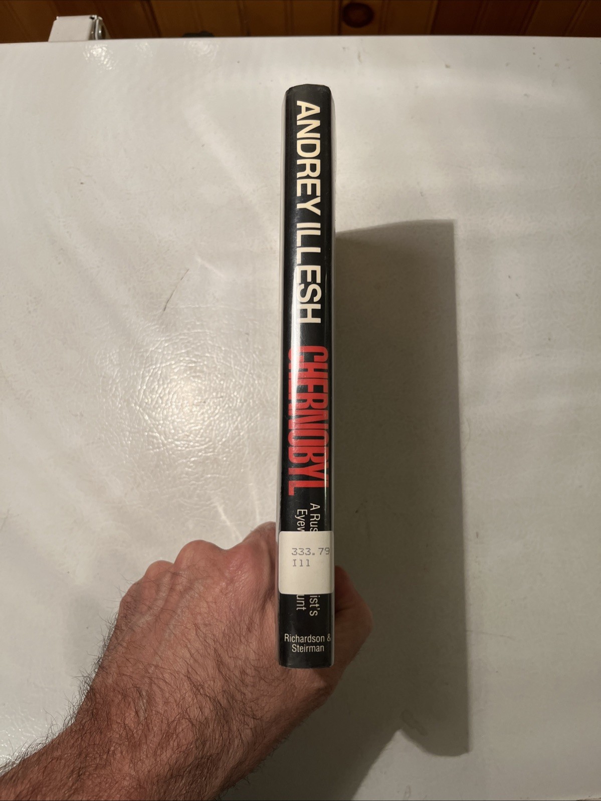 Chernobyl, Illesh, Andrey, Richardson and Steirman and Black, 198 Pages HC DJ