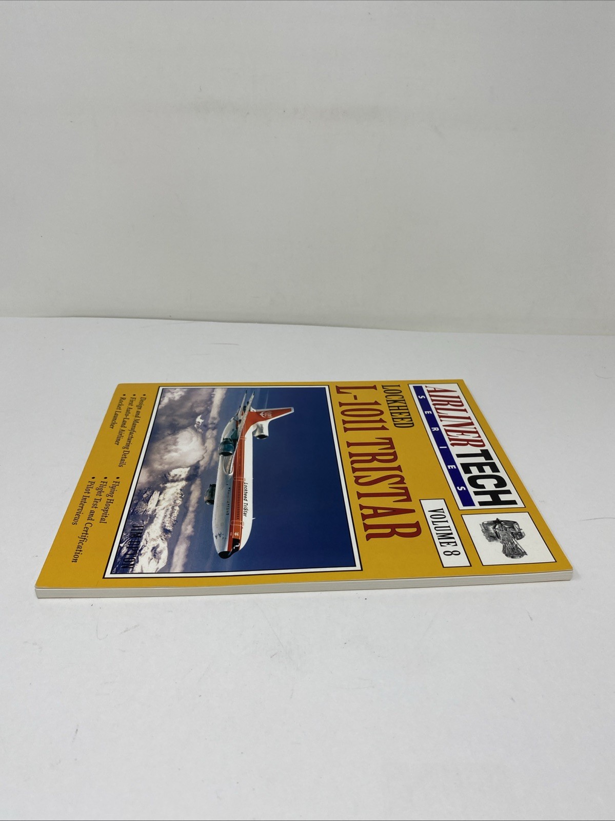 Lockheed L-1011 Tristar by Jim Upton (2001, Trade Paperback)
