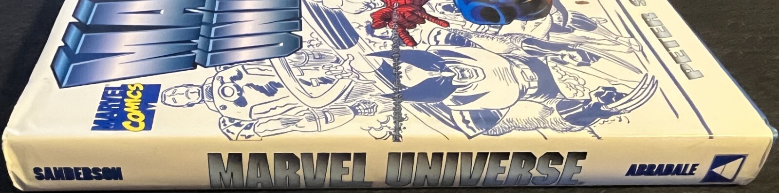Marvel Universe HC 1st Edition By Peter Sanderson #1 – 1st – 258 Pages VF 1996