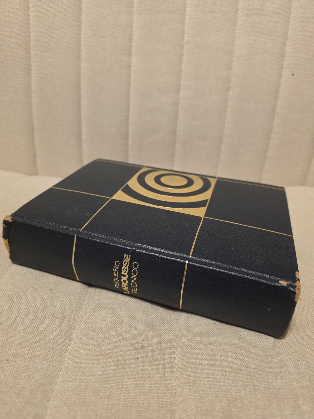 Larousse Tecnico 1975 Dictionary