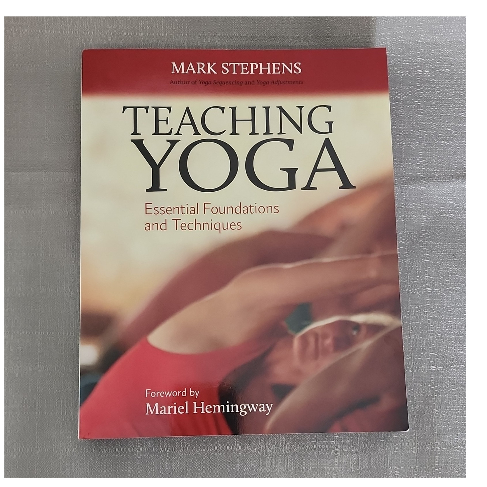 North Atlantic Books Teaching Yoga by Mark Stephens Illustrated 2010 Paperback
