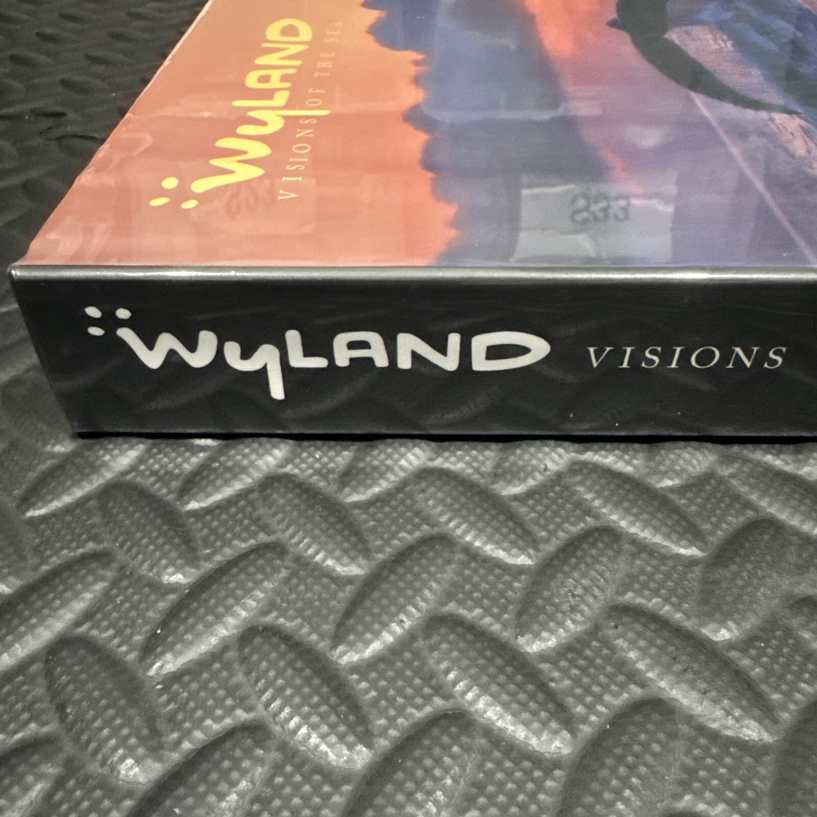 WYLAND: Visions Of The Sea 2008 Collector’s Fine Art Book NEW SEALED