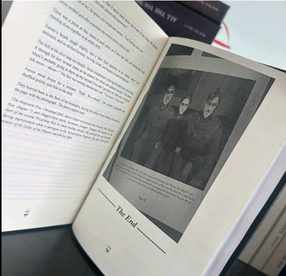 Entire Manacled Book with Illustrations by Senlinyu – Hardcover