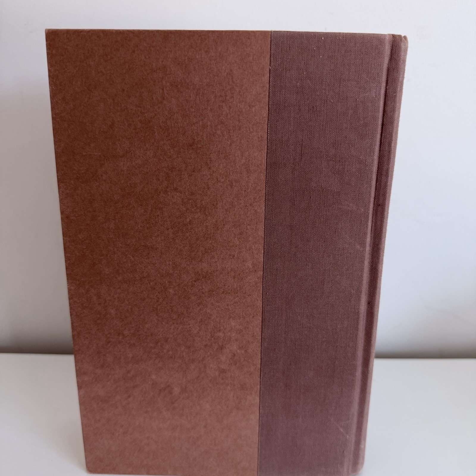 Pillars of the Earth Ken Follett 1st printing/edition HCDJ 1989
