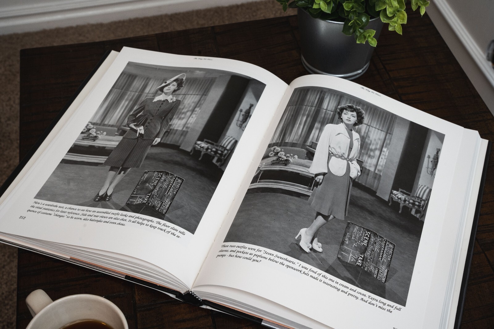 The Way We Wore : Styles of the 1930s and ’40s by Marsha Hunt (Hardcover)