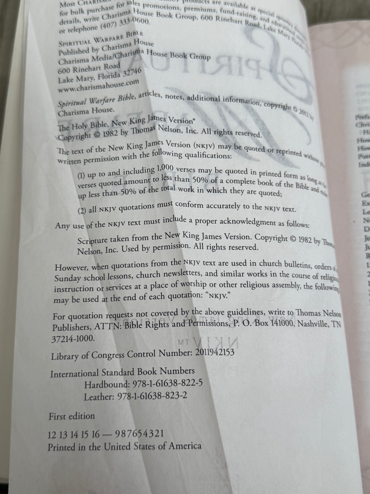 ✝️ Spiritual Warfare Bible: New King James Version 2012 Charisma House
