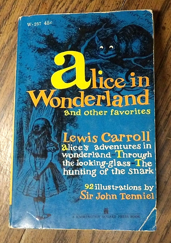Alice In Wonderland by Lewis Carroll 1963 Washington Square Press Paperback