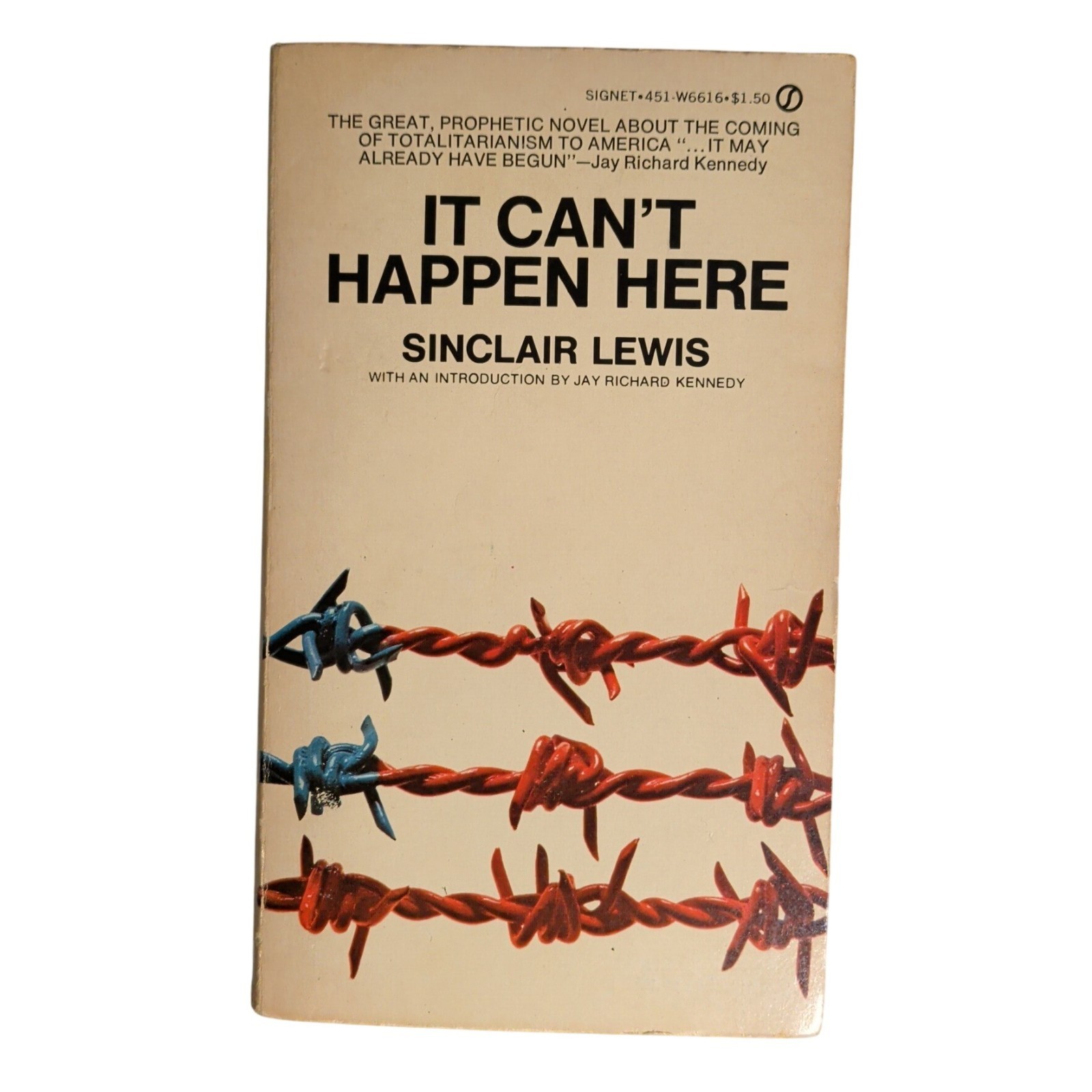 It Can’t Happen Here, by Sinclair Lewis Signet 1st PAPERBACK Printing 1970