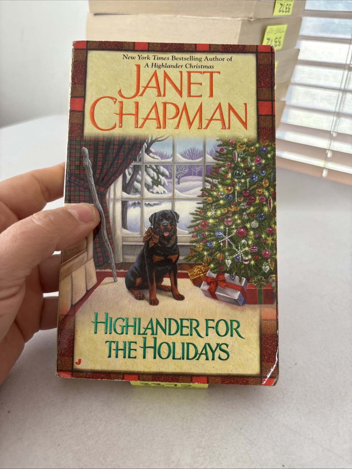 Lot of 10 Christmas Romance and General Fiction Books – Mixed Authors