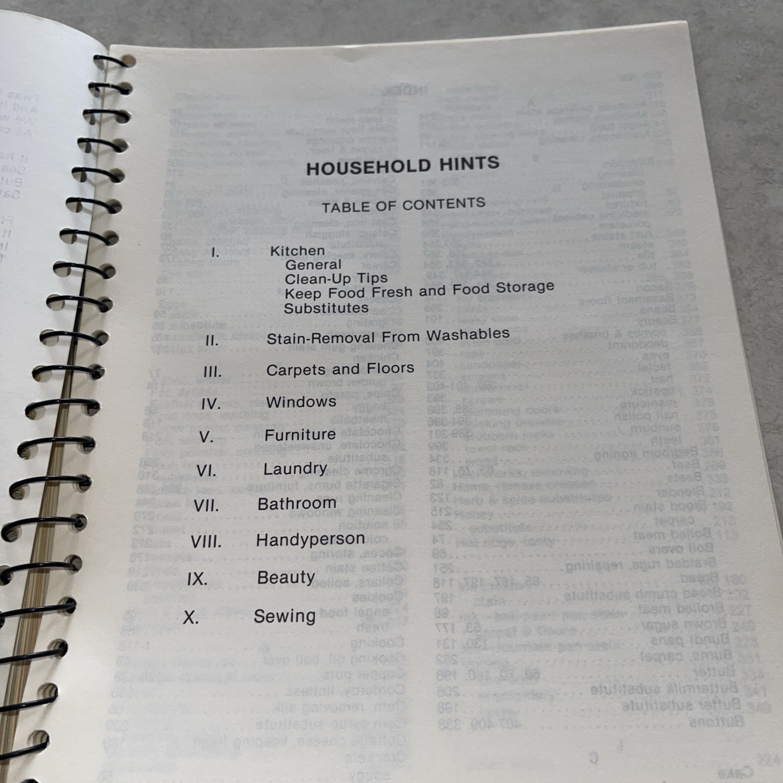 Monticello, MN Youth Hockey Association Cookbook 132 Pages 1985 Recipes Vintage