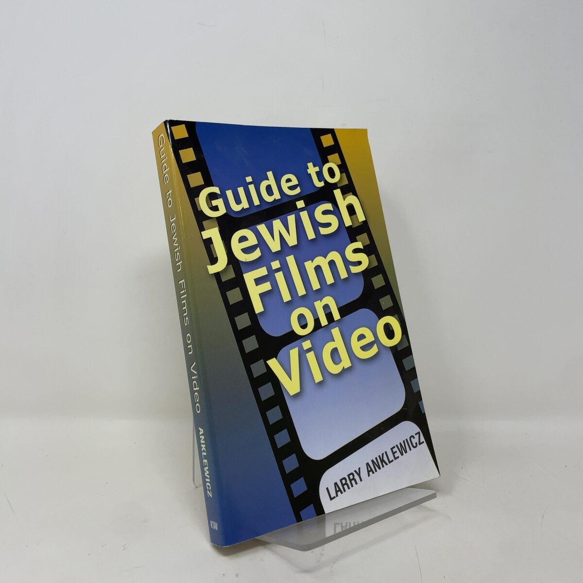 The Guide to Jewish Films on Video by Larry Anklewicz PB First Edition Like New