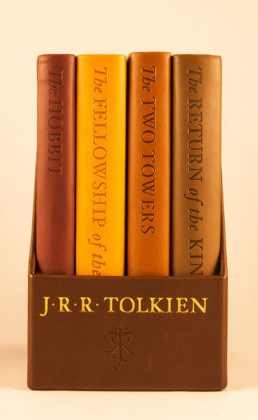 The Hobbit and The Lord of the Rings: Deluxe Pocket Boxed & POSTCARDS Gift Set