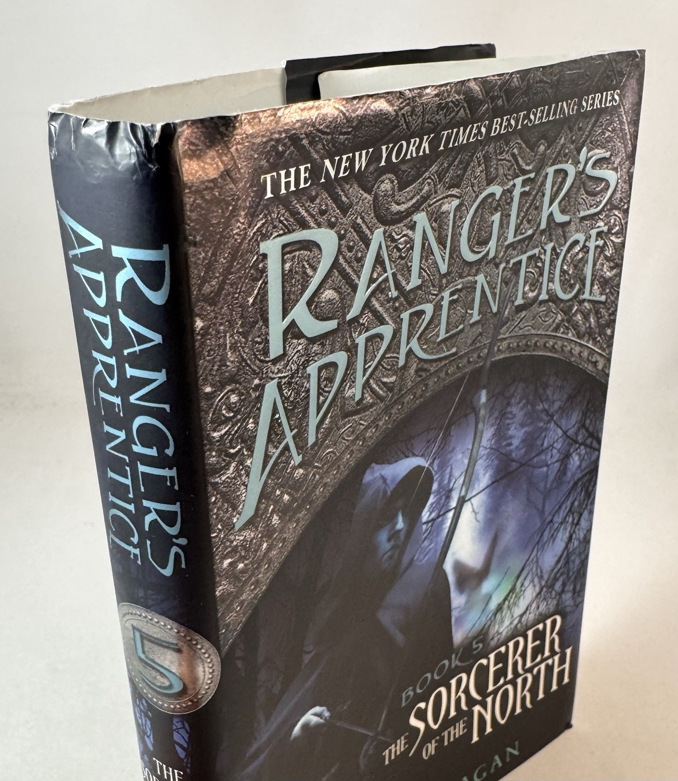 Ranger’s Apprentice-Sorcerer North-Bk 5-John Flanagan-SIGNED!-TRUE First Edition