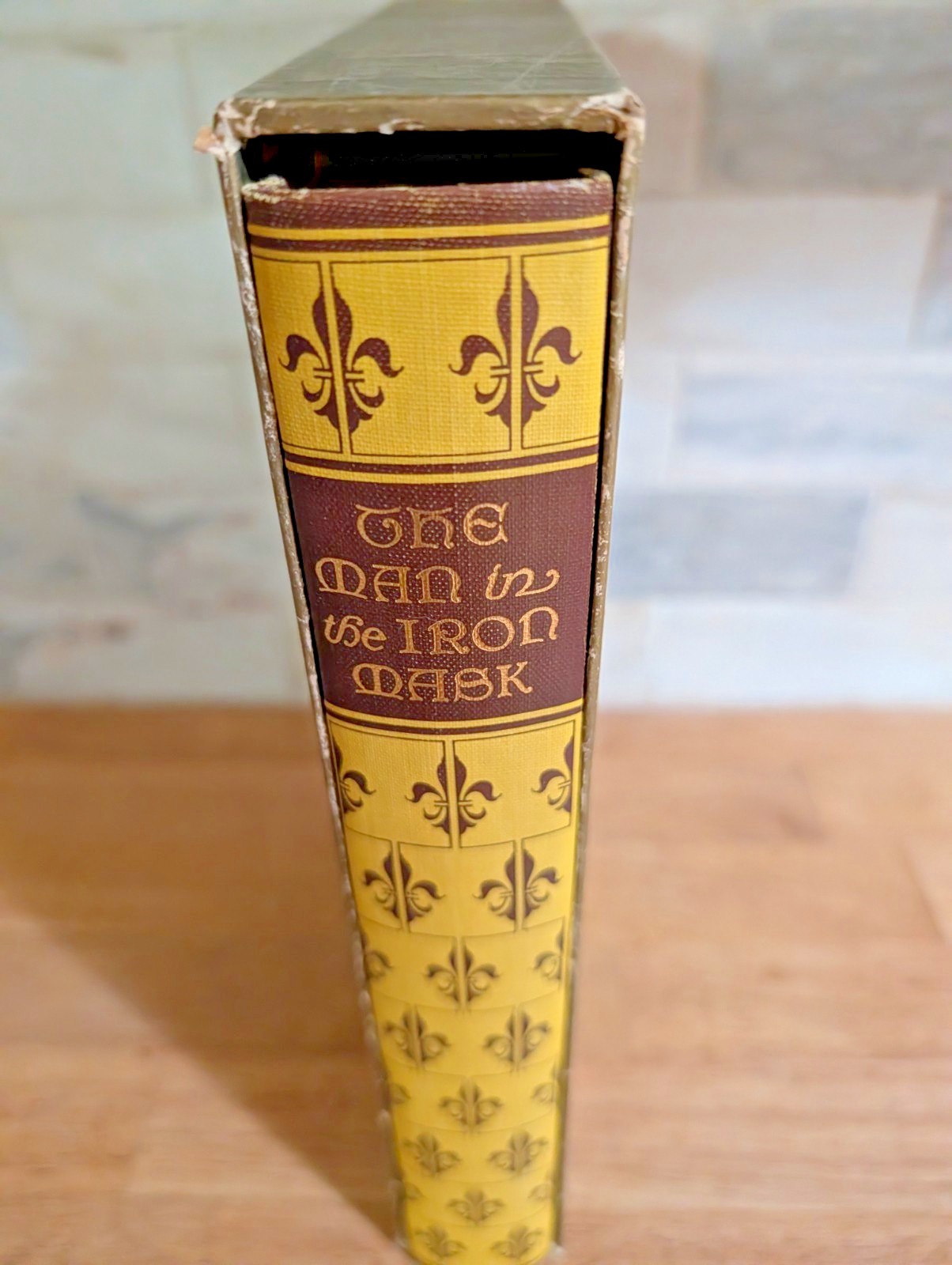 The Man In The Iron Mask Alexandre Dumas Heritage Club 1964 Slipcase Sandglass