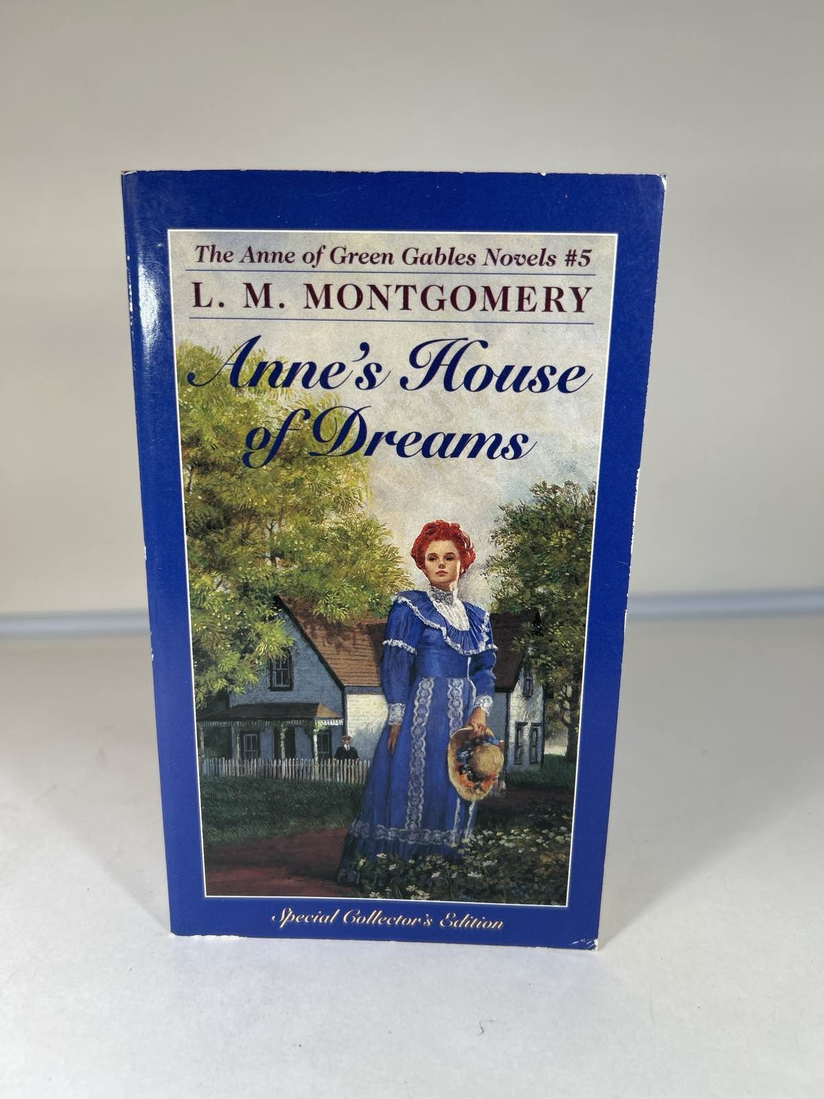 Anne’s House of Dreams L.M. Montgomery Anne of Green Gables Novels #5. Classic