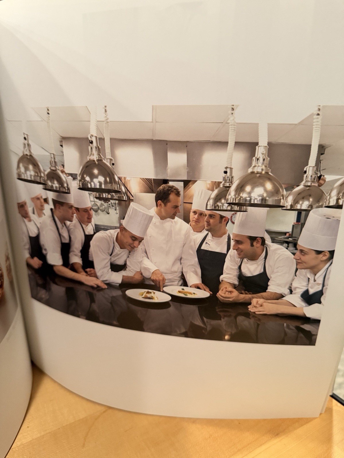 Eleven Madison Park : Cookbook by Daniel Humm & Will Guidara (2011, Hardcover)