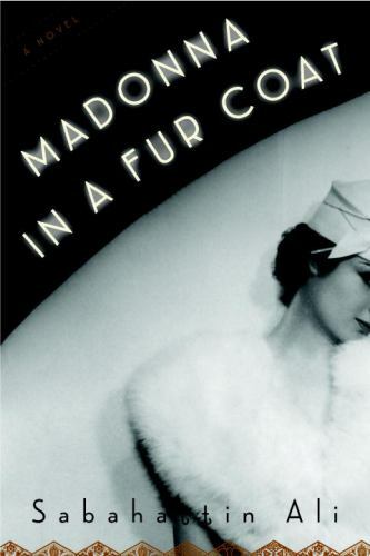 Madonna in a Fur Coat : A Novel by Sabahattin Ali (2017, Trade Paperback)