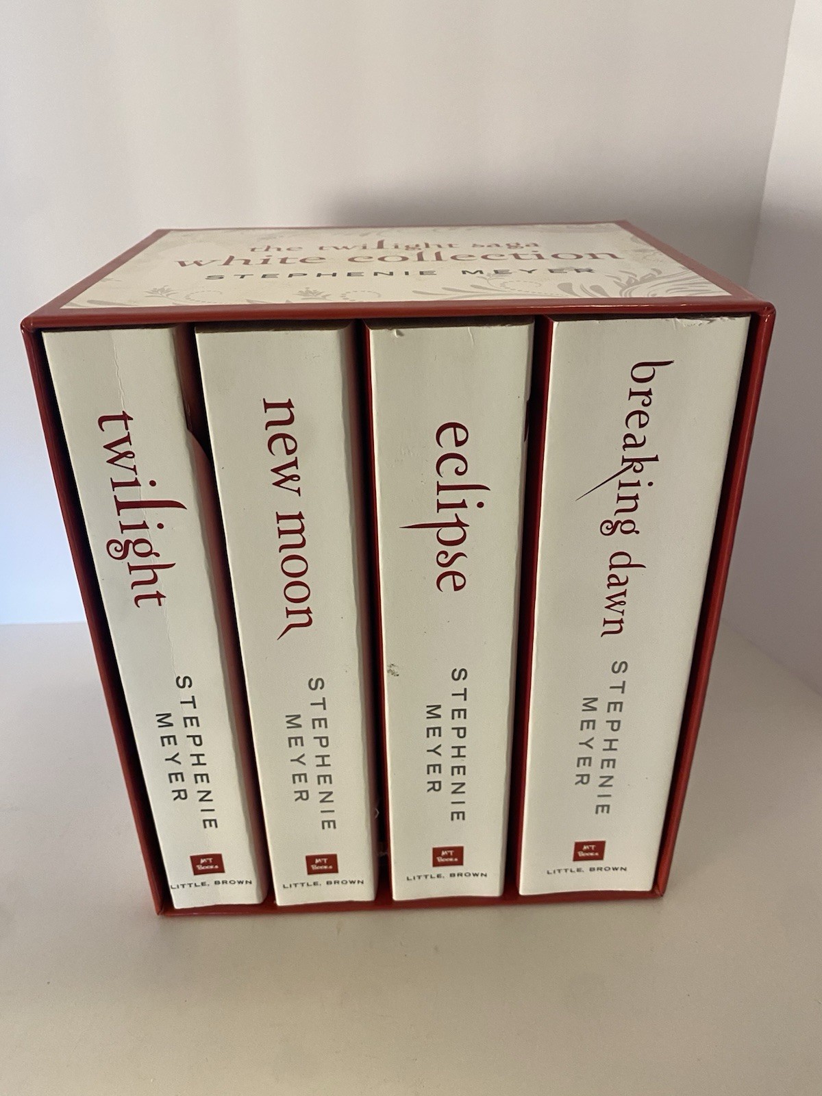 The Twilight Saga White Collection- Stephanie Meyer- Missing 1 Book