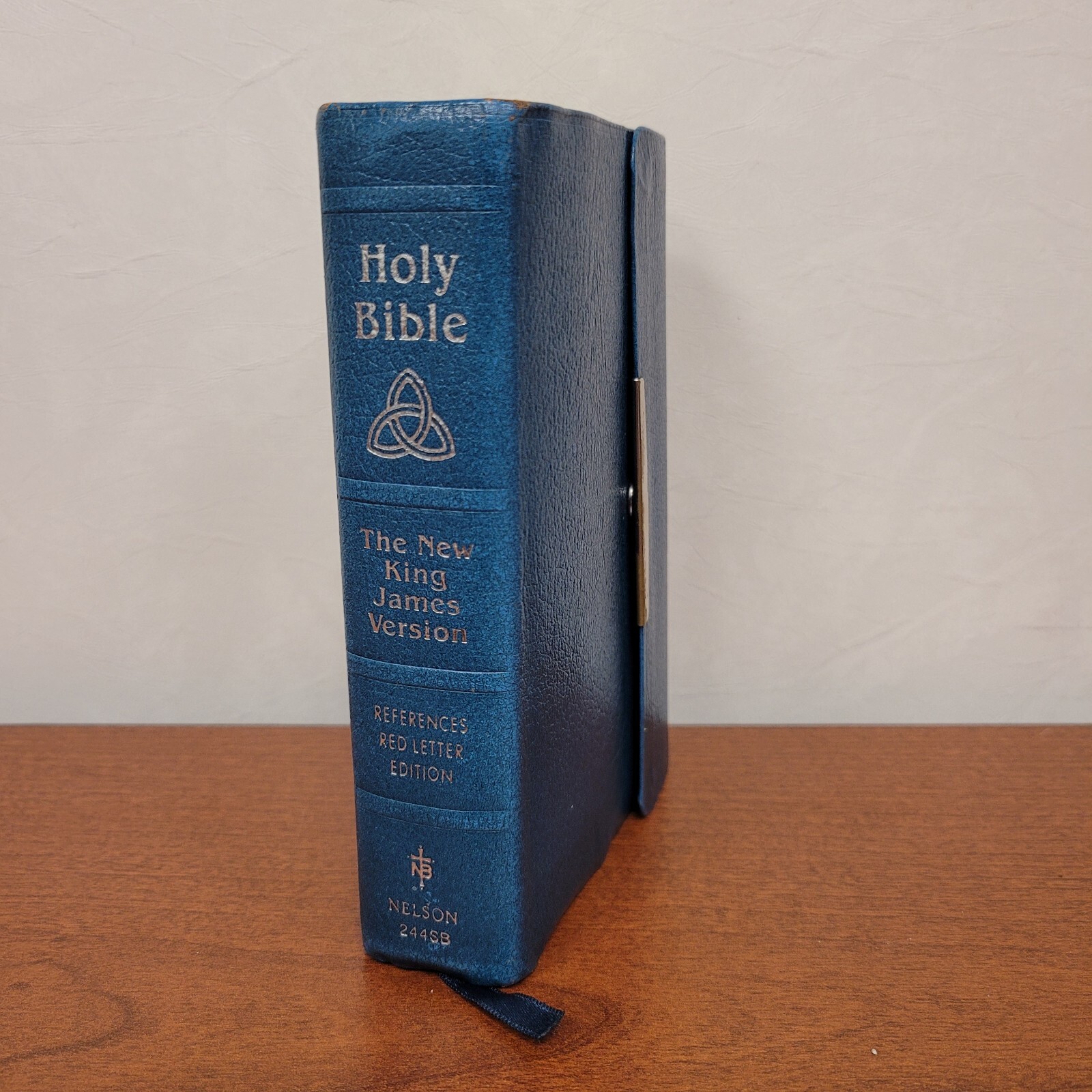 Vtg Bible King James Version Red Letter Nelson 244SB Aqua Bonded Leather Snap