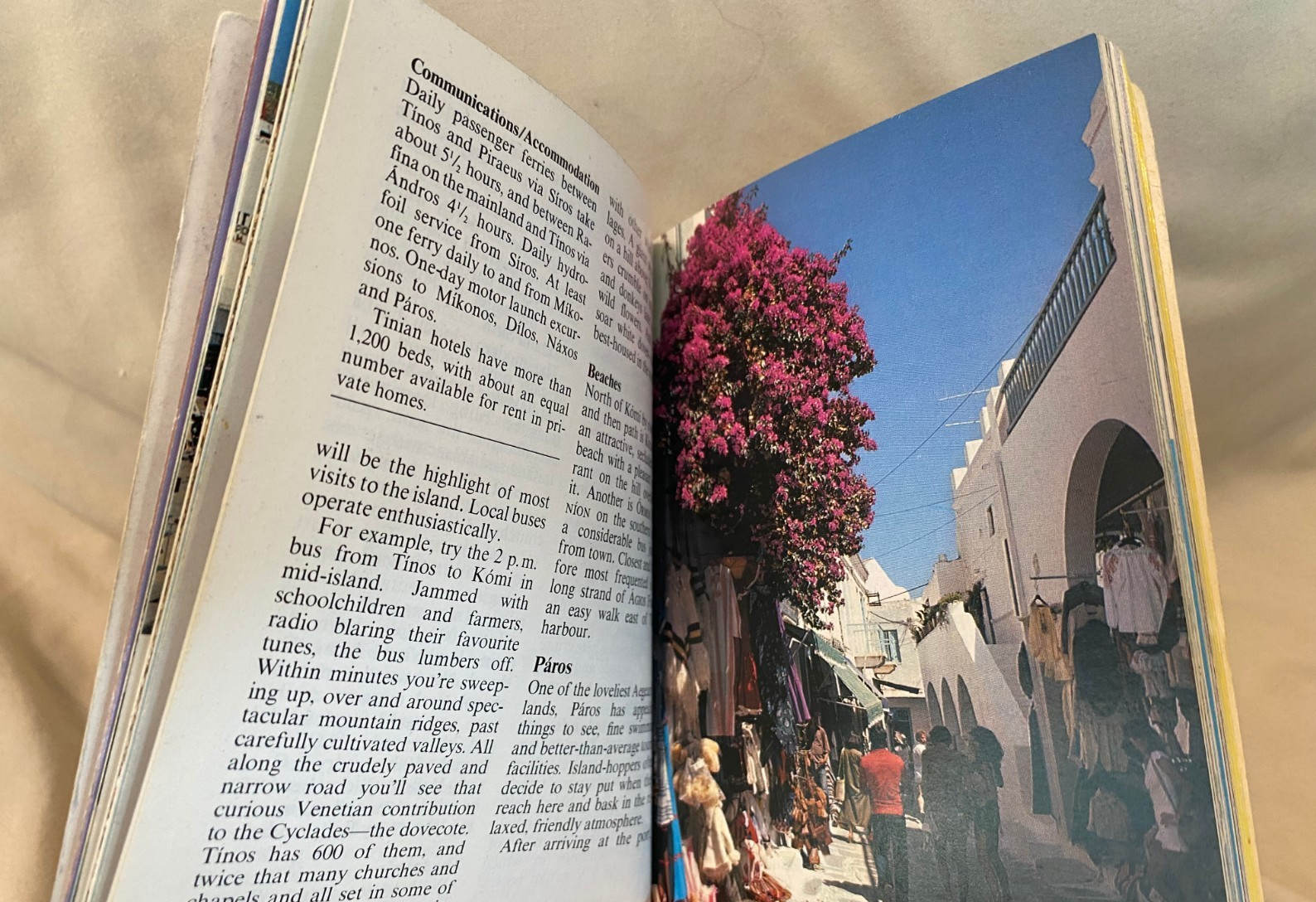 Berlitz Travel Guide Greek Islands & Aegean Paperback Book 128 Pages 1982