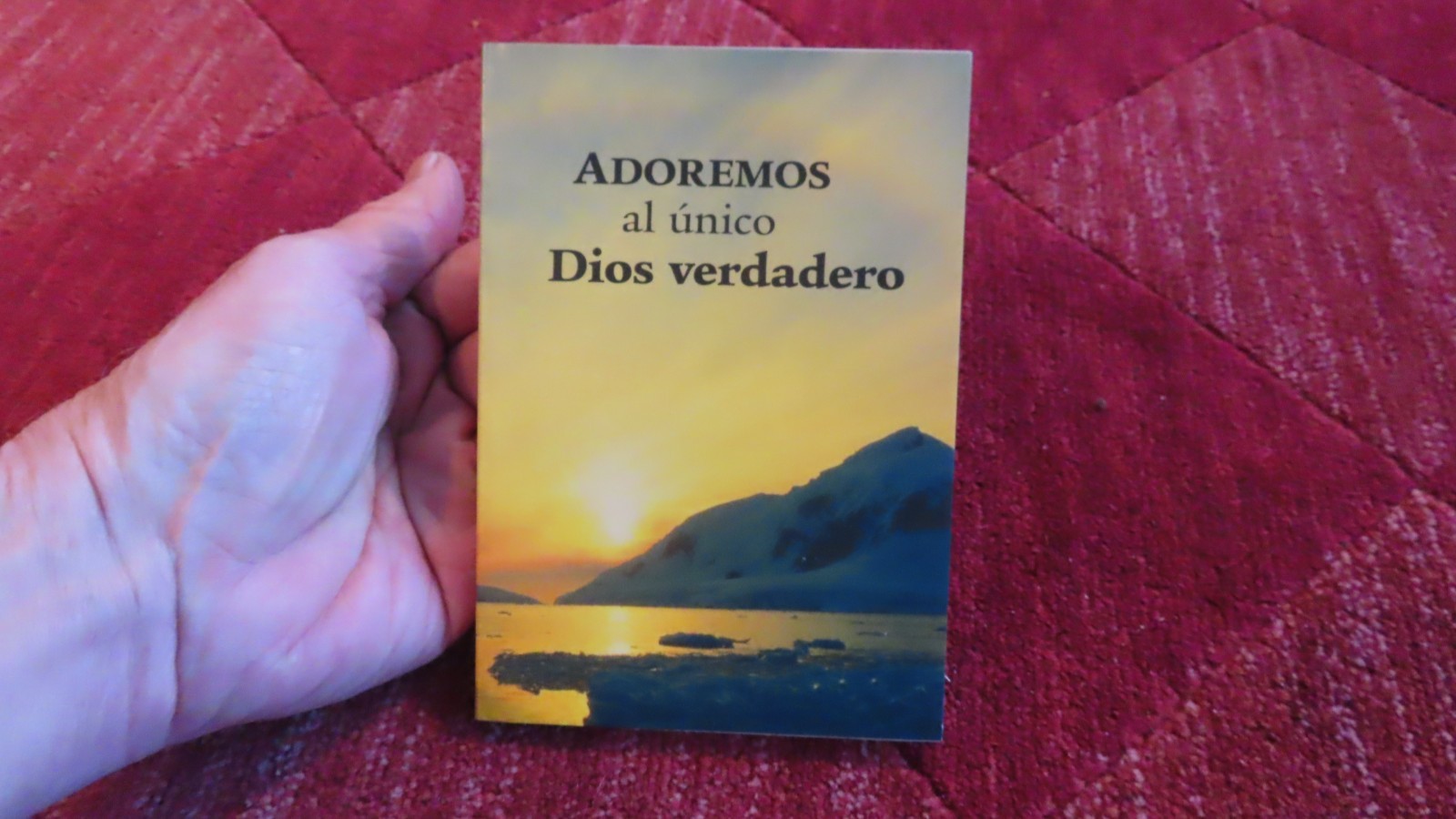 Worship the Only True God” 2002. 192 pages. Paperback Watchtower SPANISH