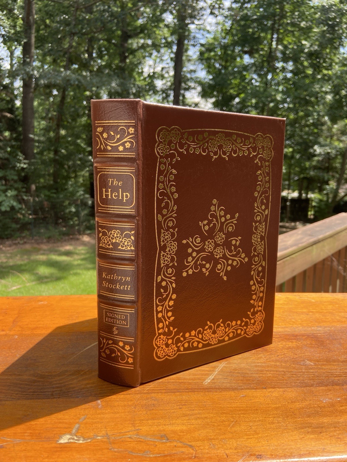 Easton Press The Help Kathryn Stockett Signed Rare Color