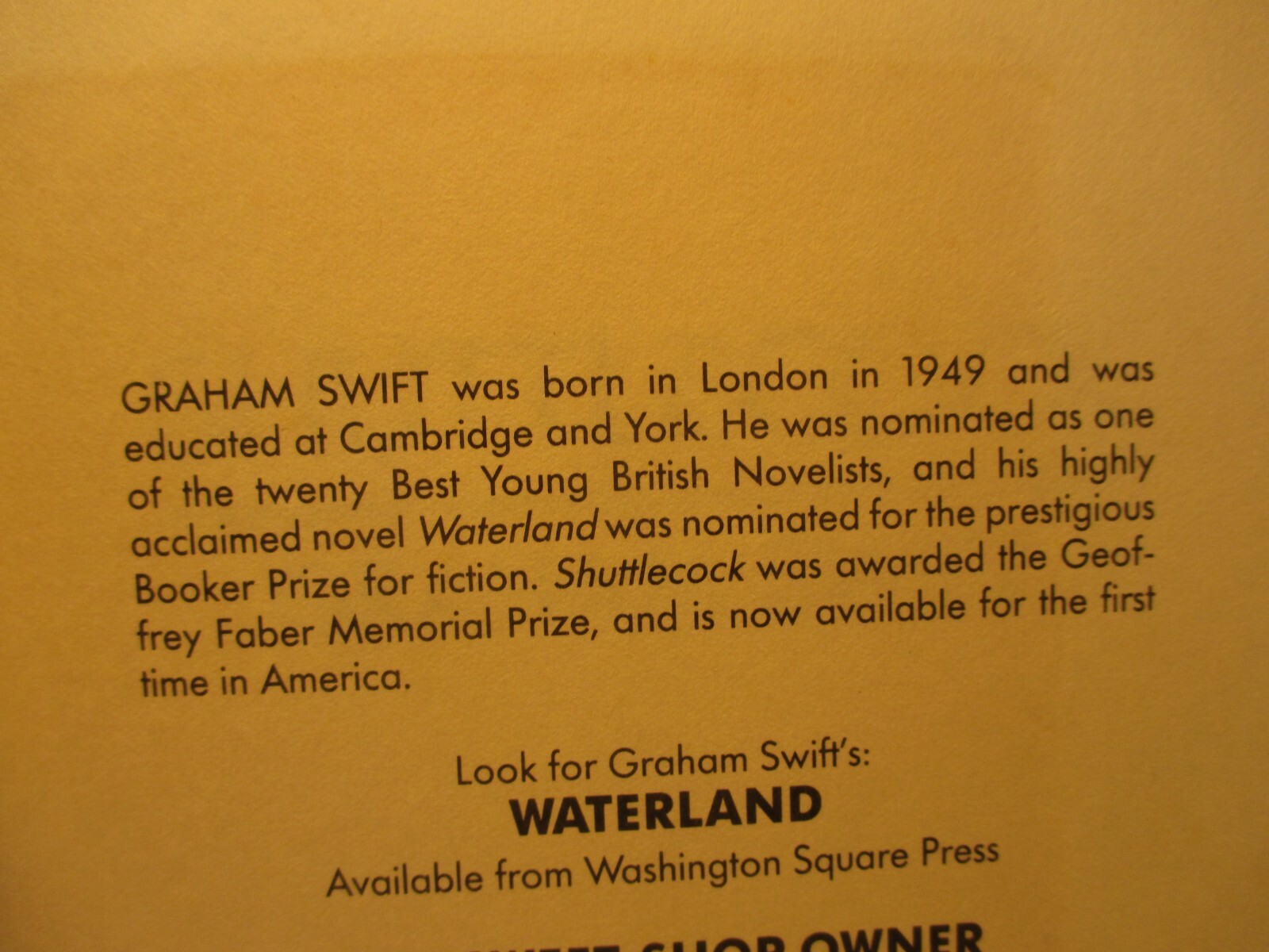 fiction SHUTTLECOCK by GRAHAM SWIFT 1985 pb Washington Square Press 1st ed