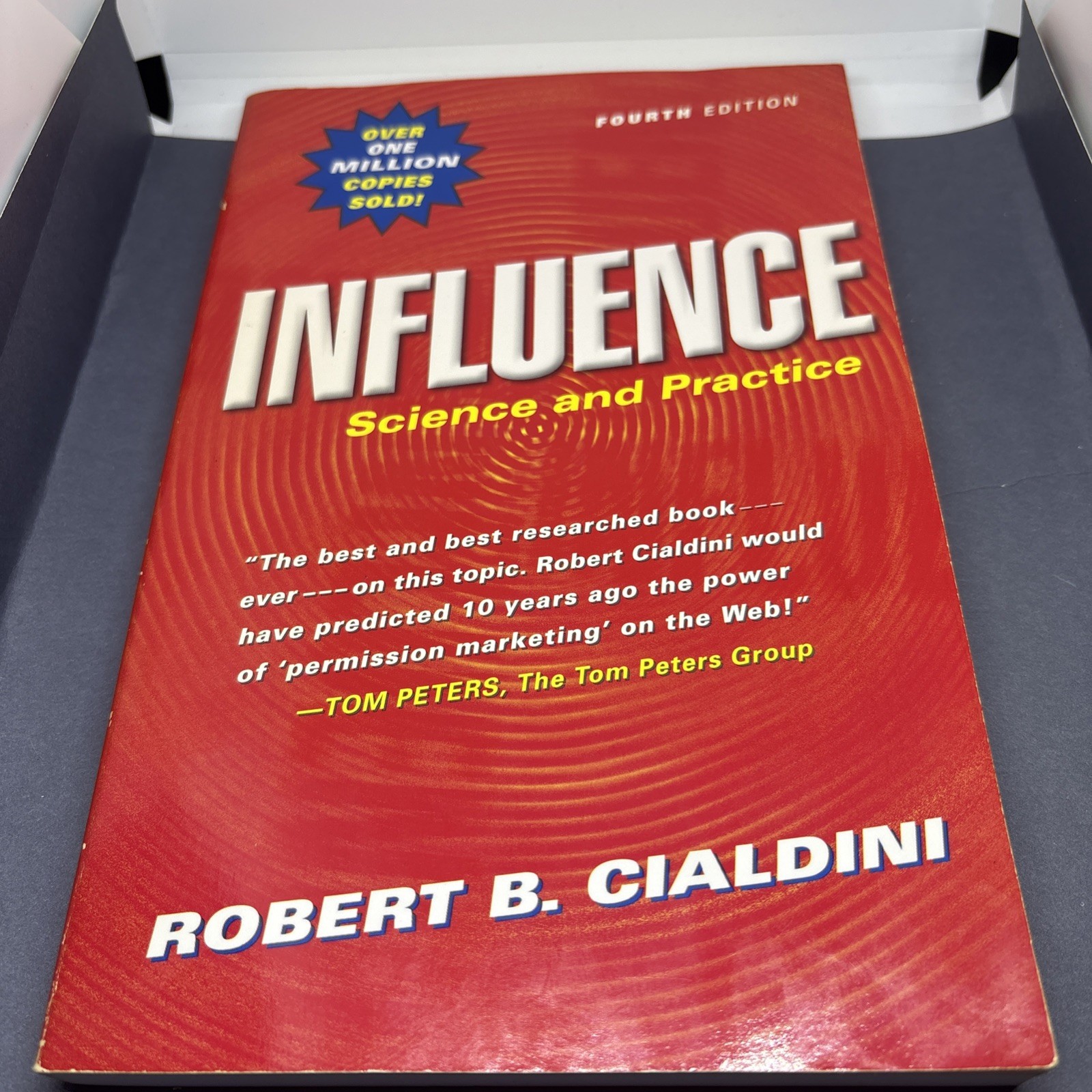 Influence : Science and Practice by Robert B. Cialdini (2000, Trade Paperback)