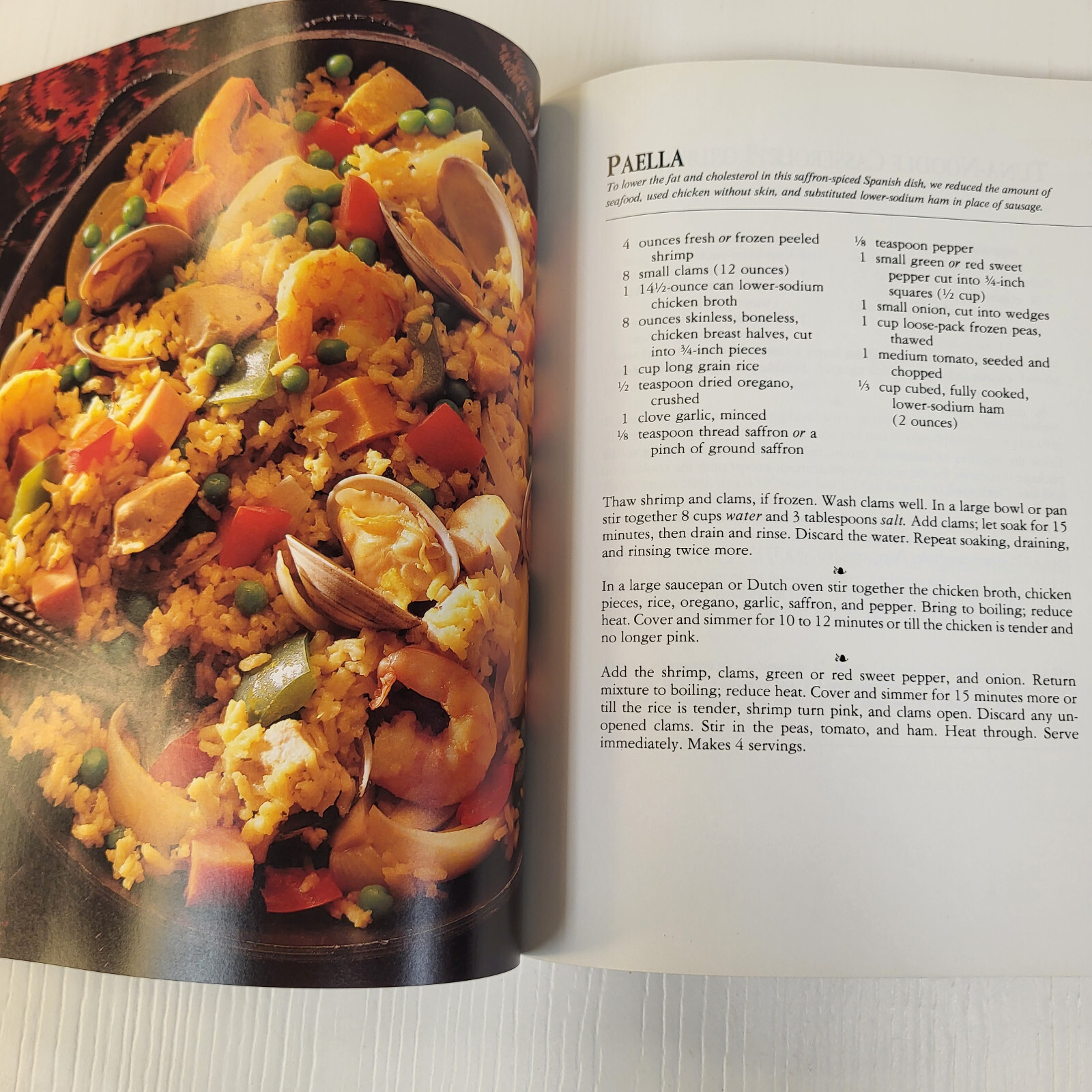 BETTER HOMES & GARDENS FAMILY FAVORITES MADE LIGHTER – 240 Pages