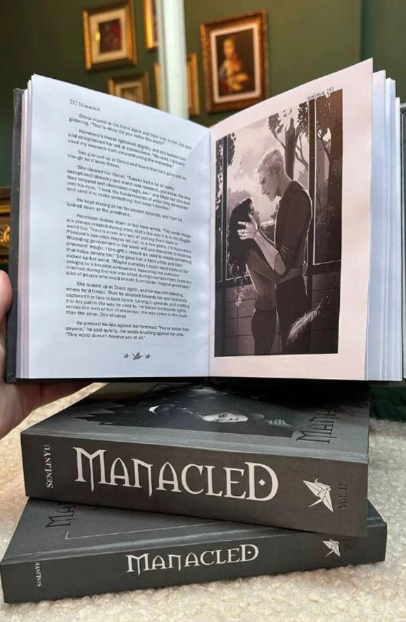 Manacled Book Complete 3-Volume Hardcover Edition with Illustrations by Senlinyu
