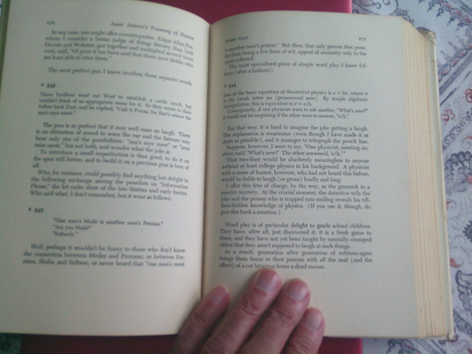Isaac Asimov’s Treasury of Humor, 1971 First Edition, 432 Pages