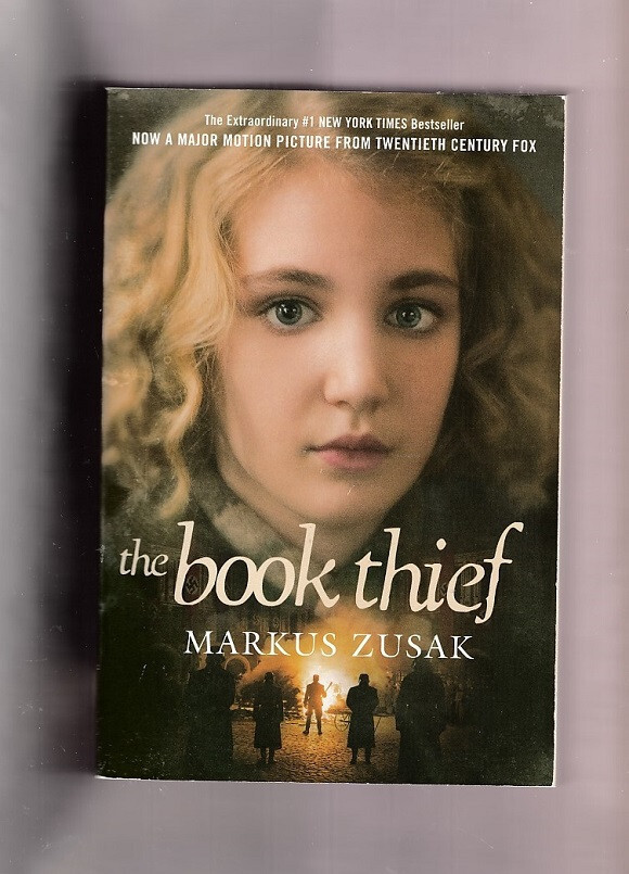 THE BOOK THIEF BY MARKUS ZUSAK-A BRILLIANT WW II NOVEL SET IN 1939 GERMANY