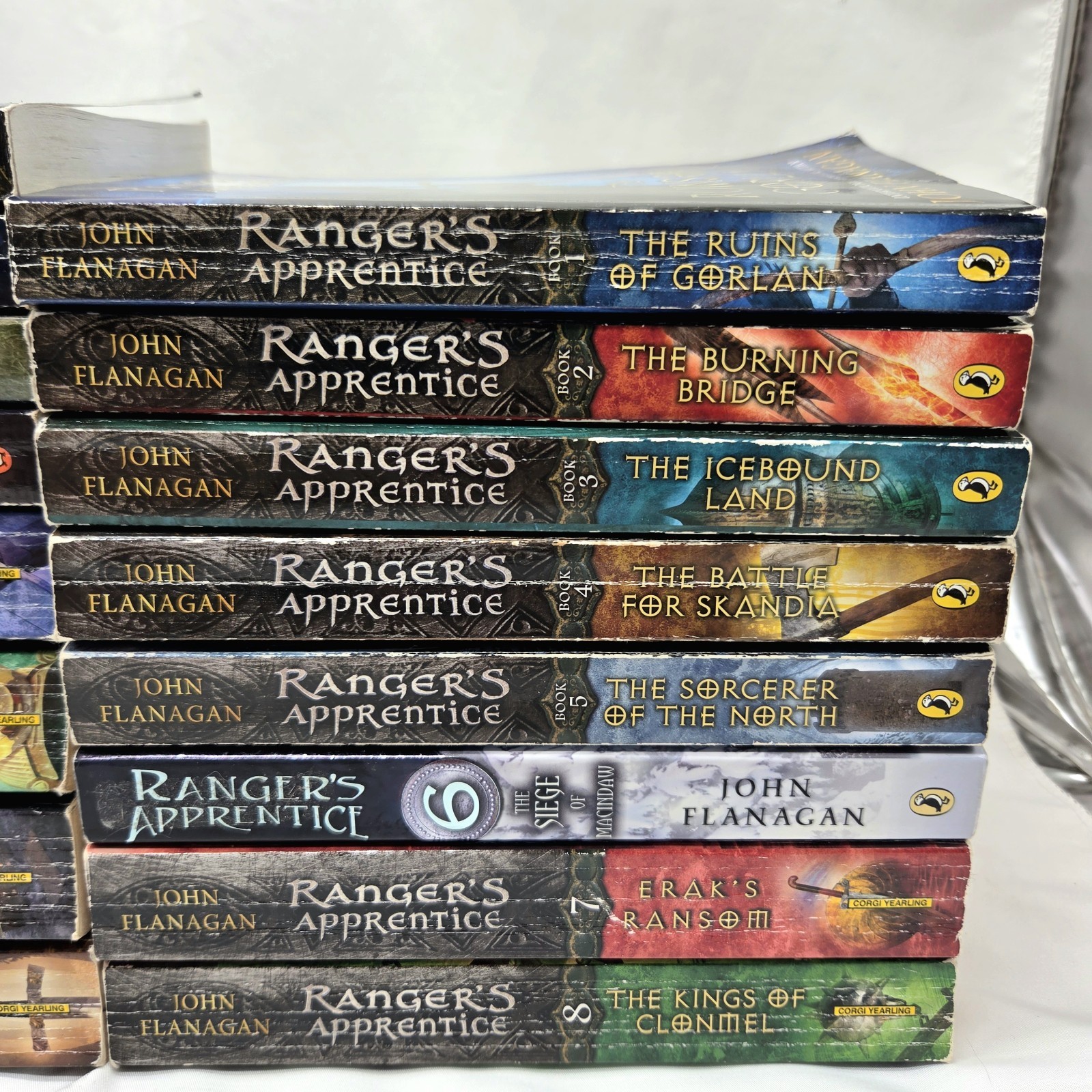 Ranger’s Apprentice Complete Series Set 1-12 Paperback Books & Royal Ranger 4-7