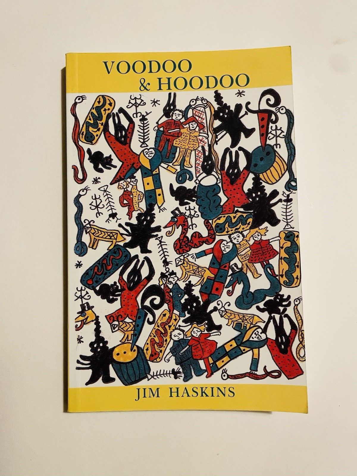 Vintage Voodoo & Hoodoo Jim Haskins Yellow Trade PB 1988 Folk Magic USA Occult