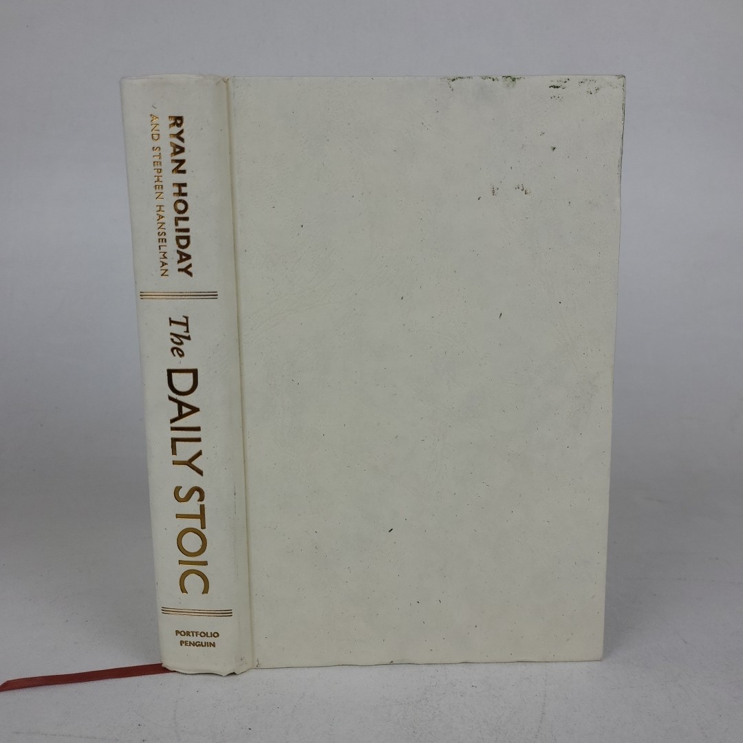 **SIGNED COPY** The Daily Stoic by Ryan Holiday 2016 Hardcover