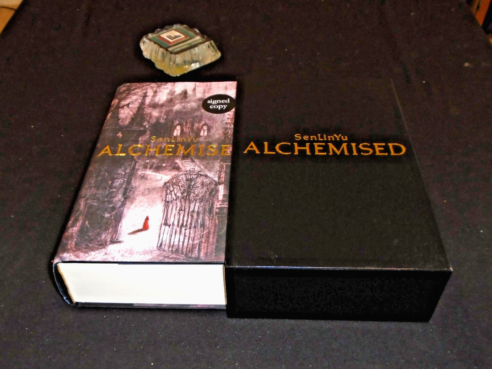 Signed SenLin Yu Alchemised UK First Slipcase Deluxe Ed Big Movie Deal Manacled