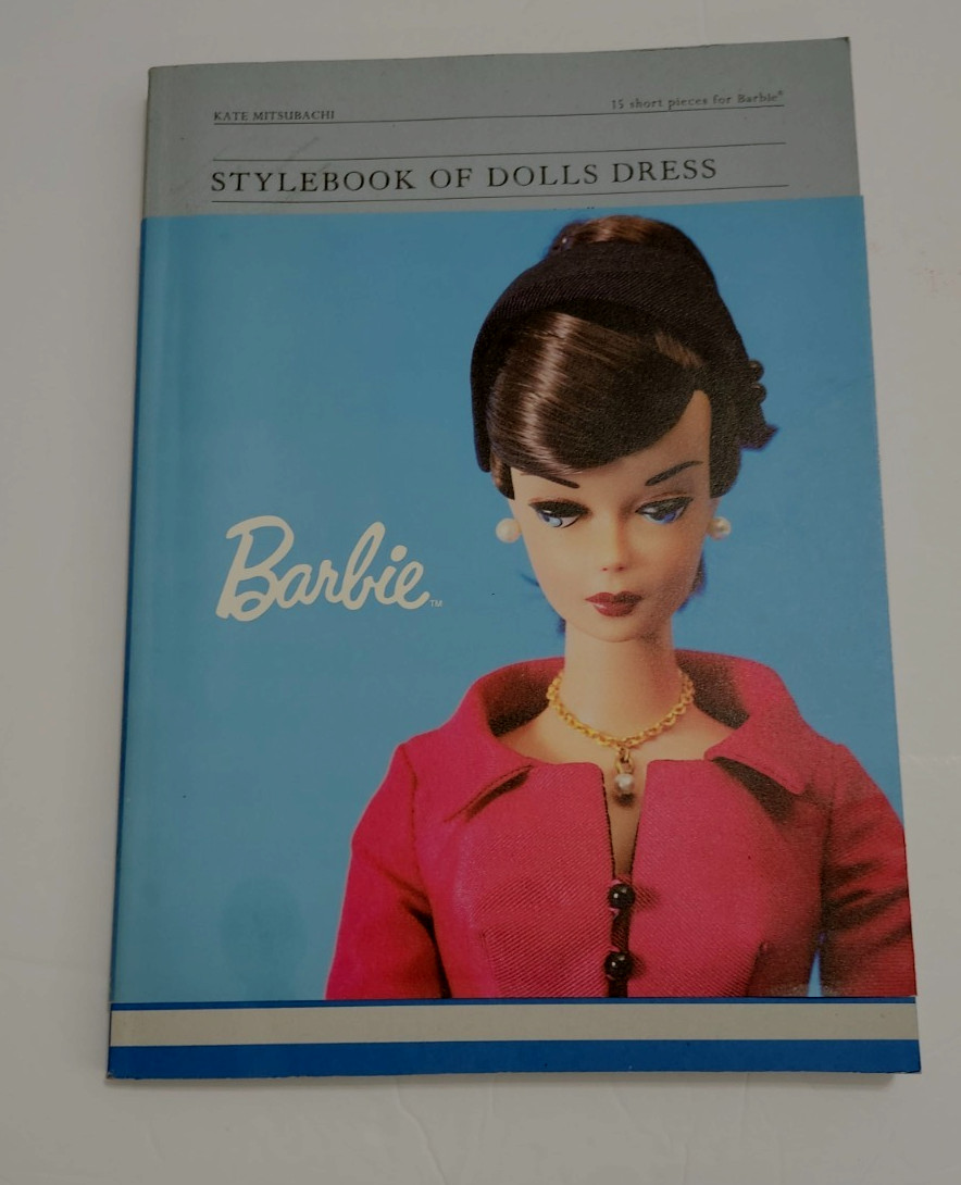Barbie STYLEBOOK OF DOLLS DRESS Art Book 2008 Mitsuba chi Keito Barbie