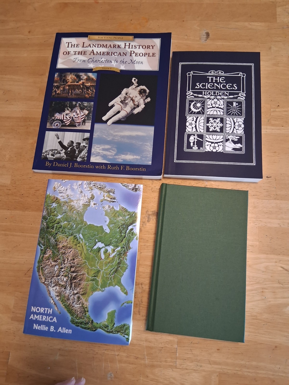Living Books Curriculum Lot – Charlotte Mason Inspired Books