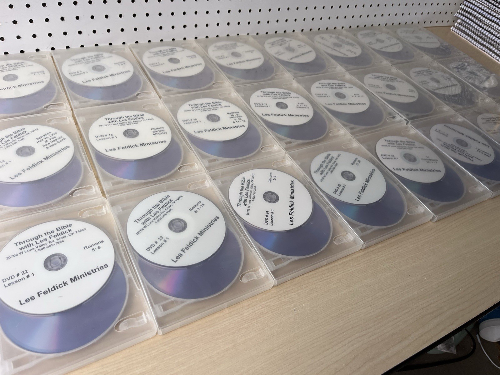 Les Feldick Through Bible 31 DVD Sets 31 Spiral Books + 4 Bonus DVDs Lot *READ