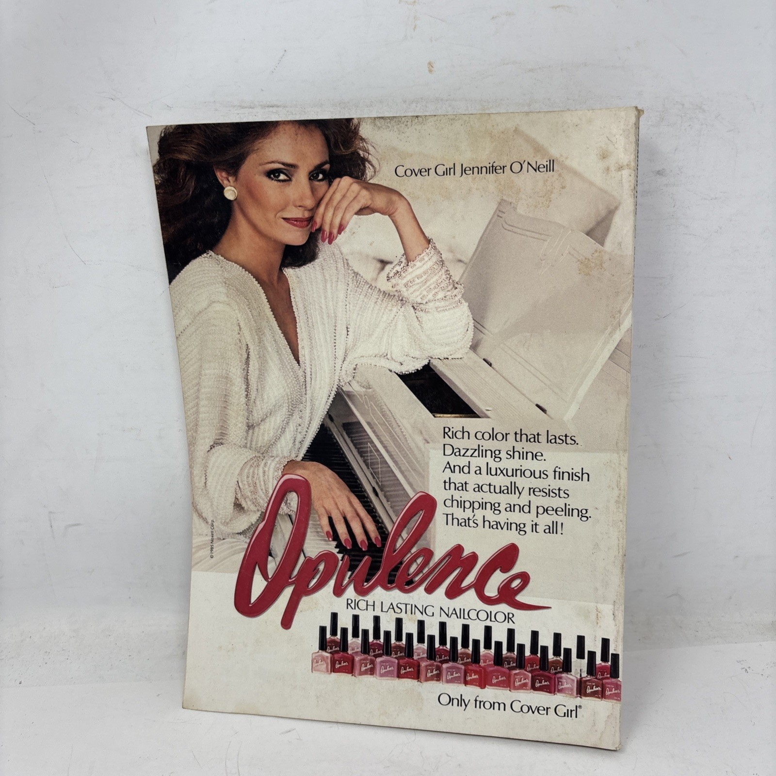 MAY 1985 COSMOPOLITAN MAGAZINE, MODEL KIM ALEXIS by SCAVULLO, ACTRESS JERRY HALL