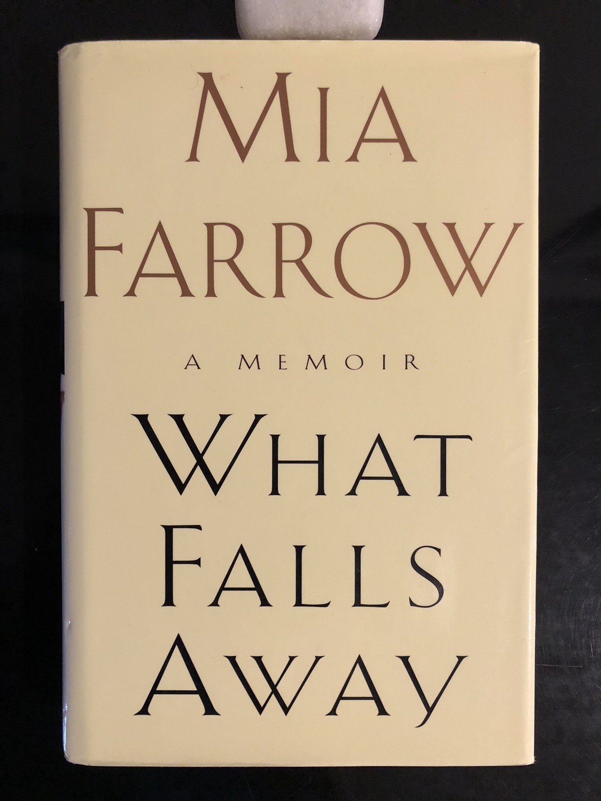 Mia Farrow A Memoir What Falls Away Nan A Talese 1997 First Ed/F.Pr. HC DJ G 🎬
