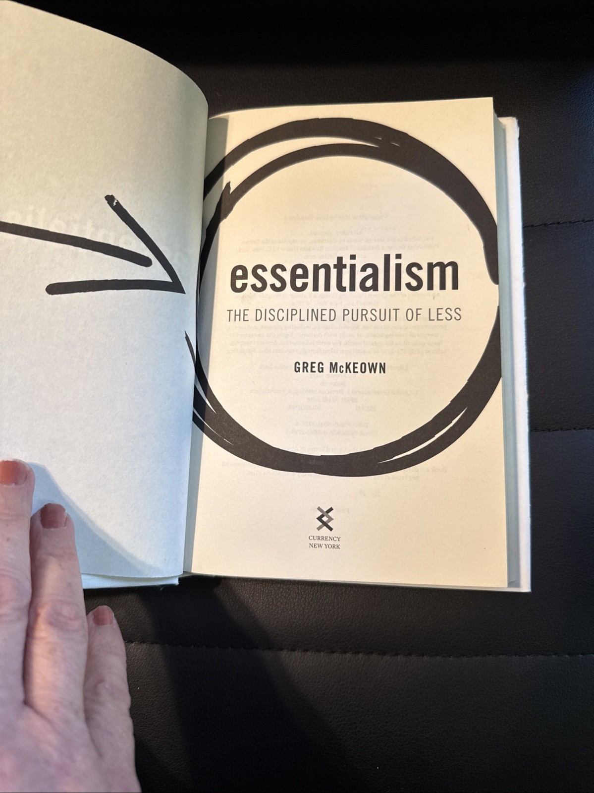 Essentialism : The Disciplined Pursuit of Less by Greg. McKeown (2014 Hardcover