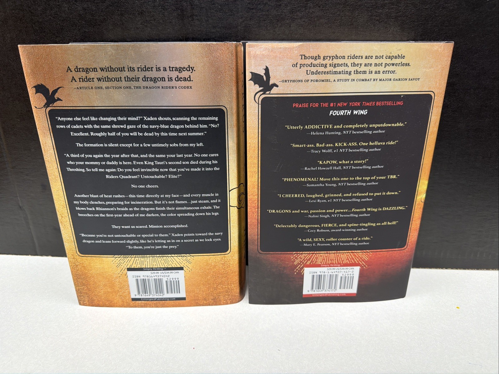 Rebecca Yarros Book Lot- Fourth Wing, Iron Flame HC/DJ