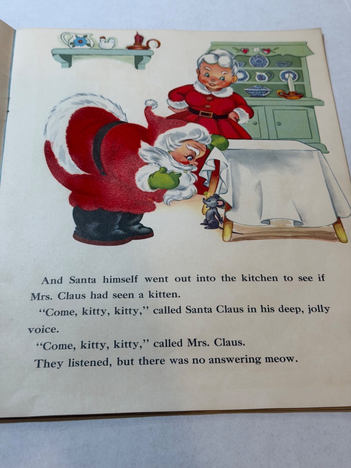 1952 WHITMAN PUBLISHING FLOCKED BOOK – SANTA CLAUS & THE LITTLE LOST KITTEN
