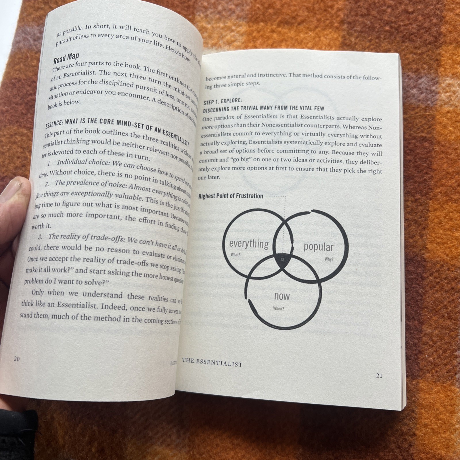 Essentialism : The Disciplined Pursuit of Less by Greg McKeown (2020, Trade…